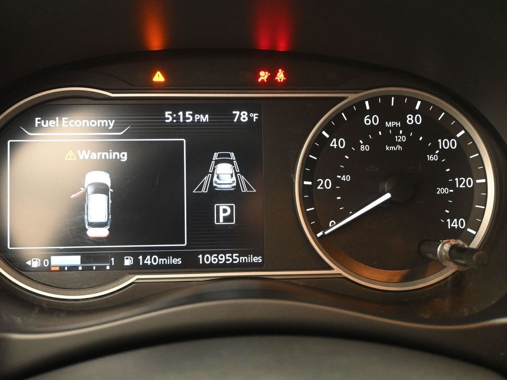 2020 Nissan Kicks SV photo 3