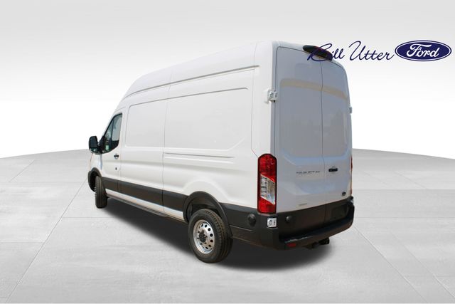2025 Ford Transit photo 2