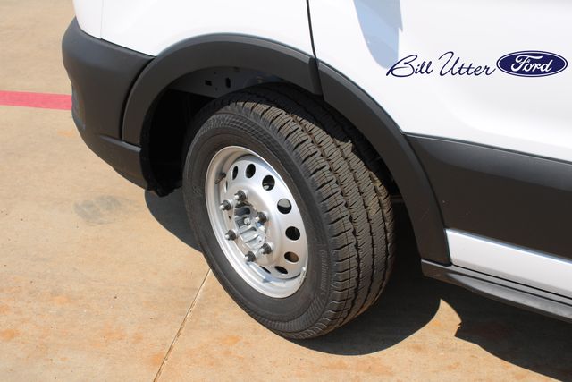 2025 Ford Transit photo 3
