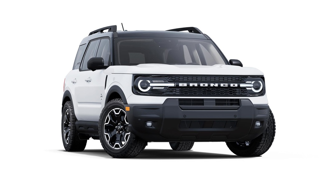 2025 Ford Bronco Sport Outer Banks photo 3