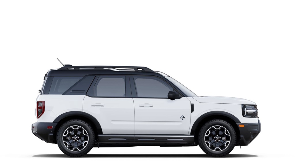 2025 Ford Bronco Sport Outer Banks photo 4