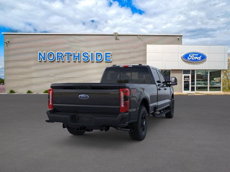 2026 Ford F-350 photo 4