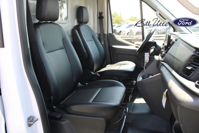2025 Ford Transit photo 3
