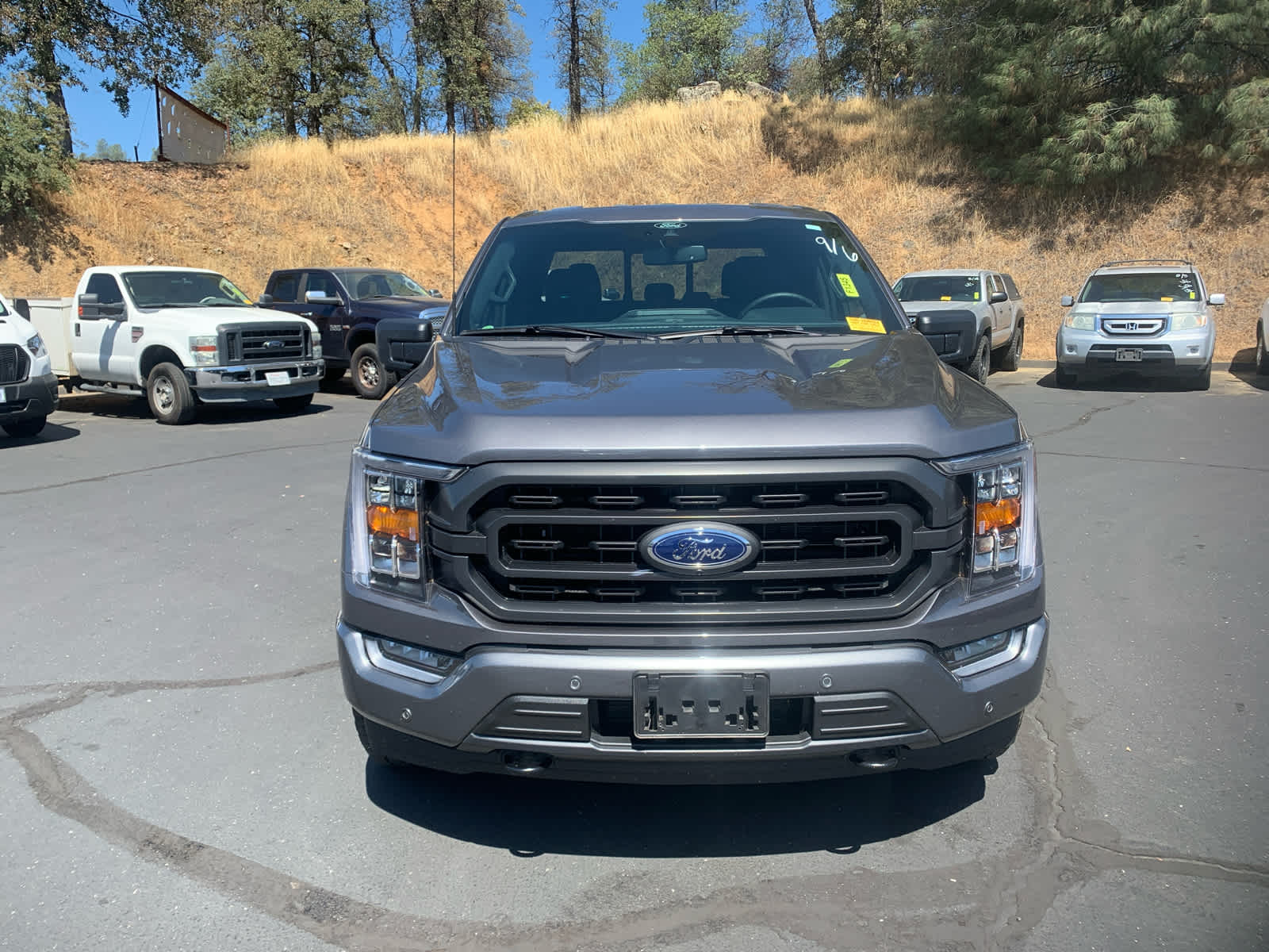 2022 Ford F-150 XLT photo 2
