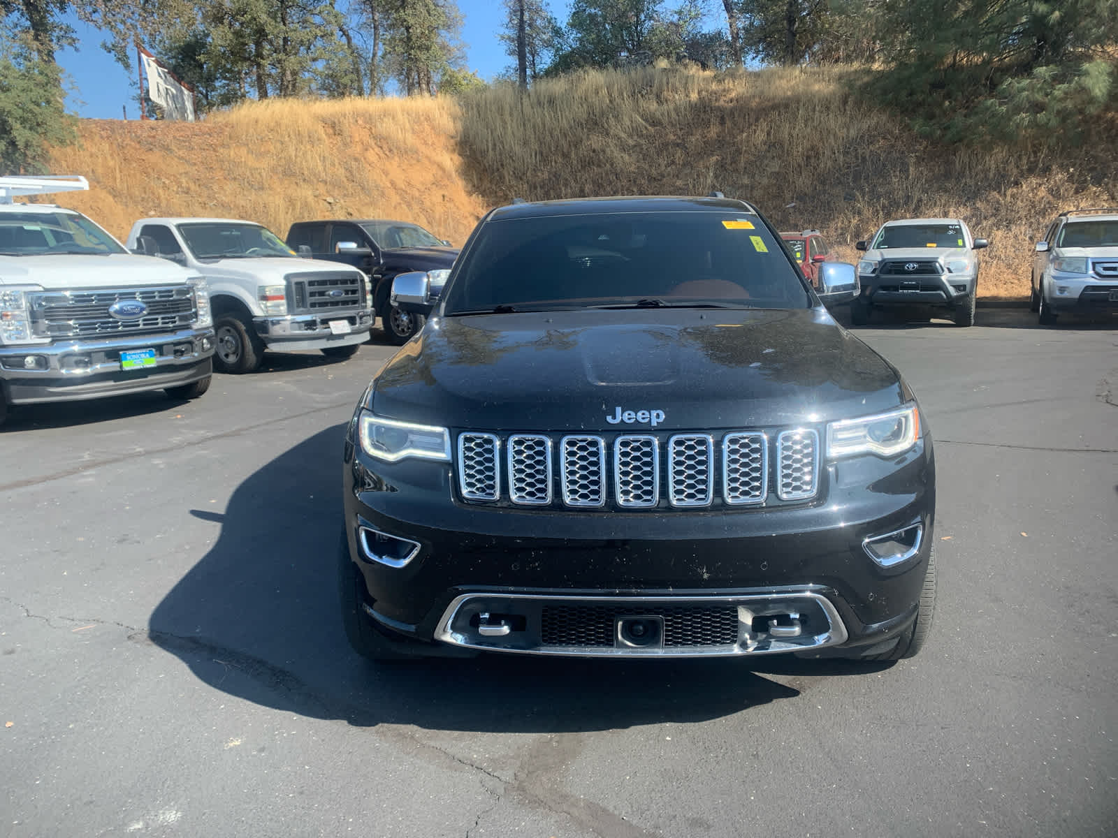 2021 Jeep Grand Cherokee Overland photo 2