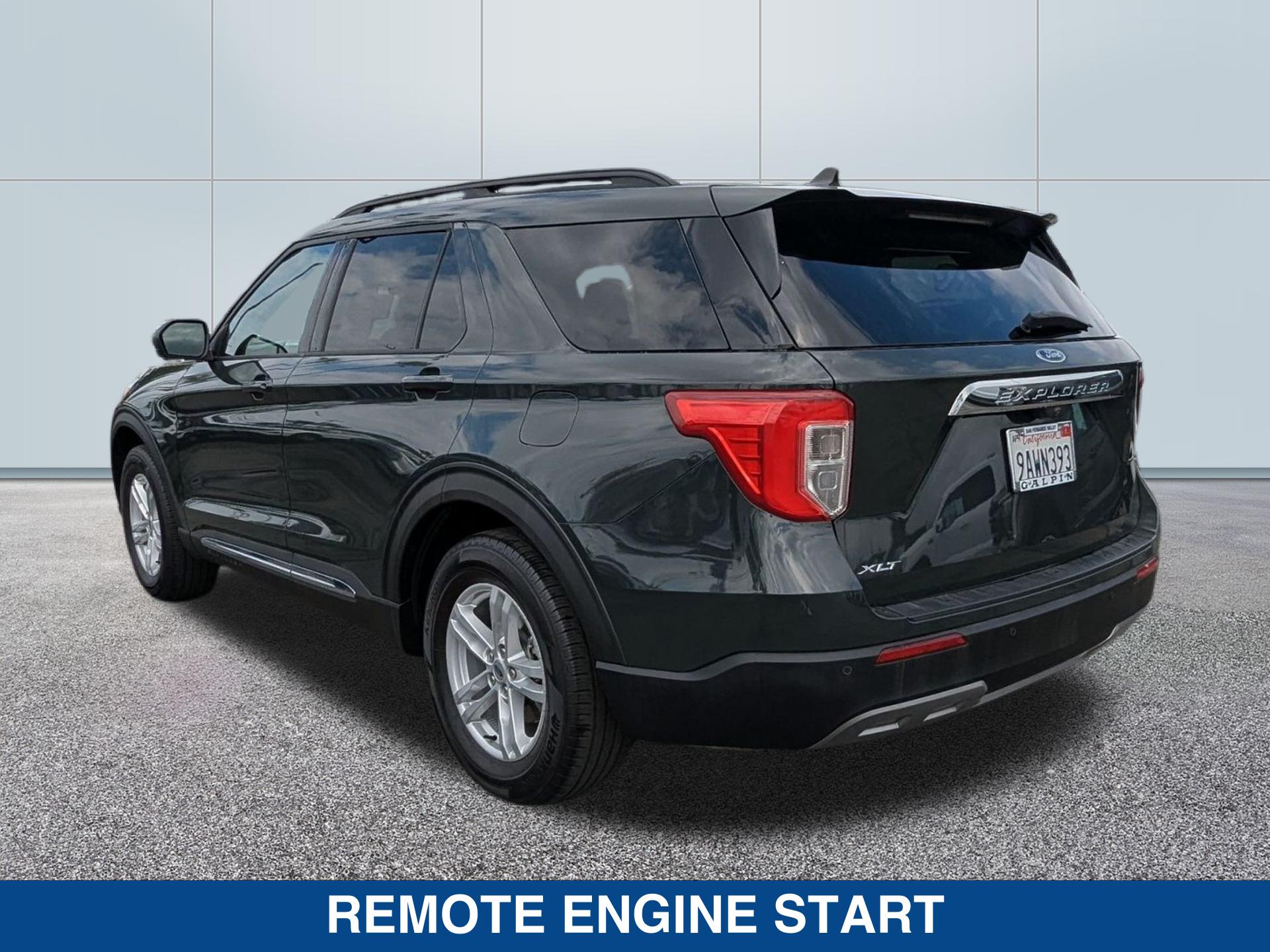 2022 Ford Explorer XLT photo 3