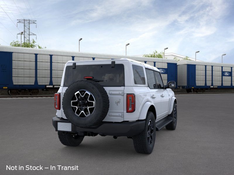 2025 Ford Bronco Outer Banks photo 8