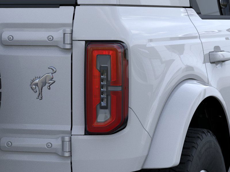 2025 Ford Bronco Outer Banks photo 23