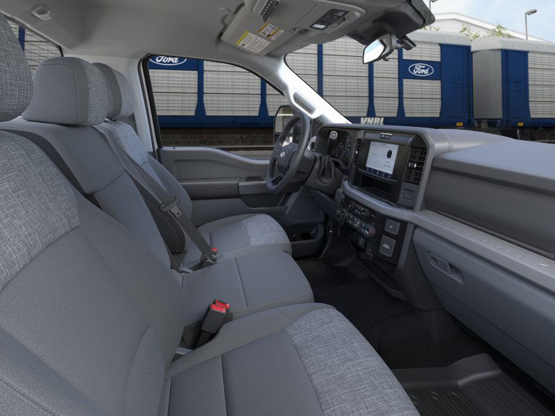 2026 Ford F-350 XLT photo 8