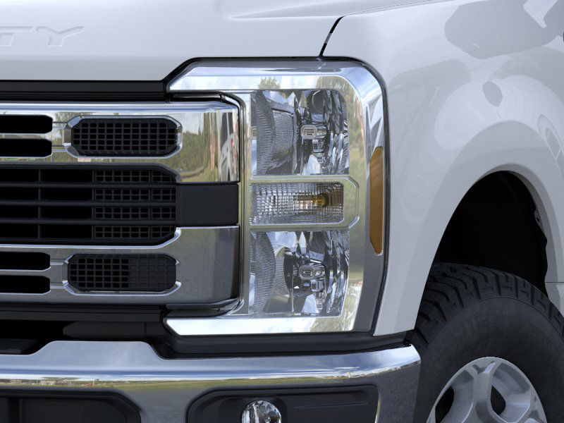 2026 Ford F-350 XLT photo 14