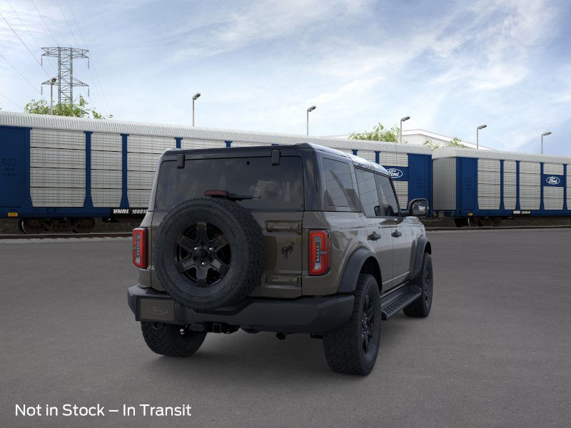 2025 Ford Bronco Outer Banks photo 8