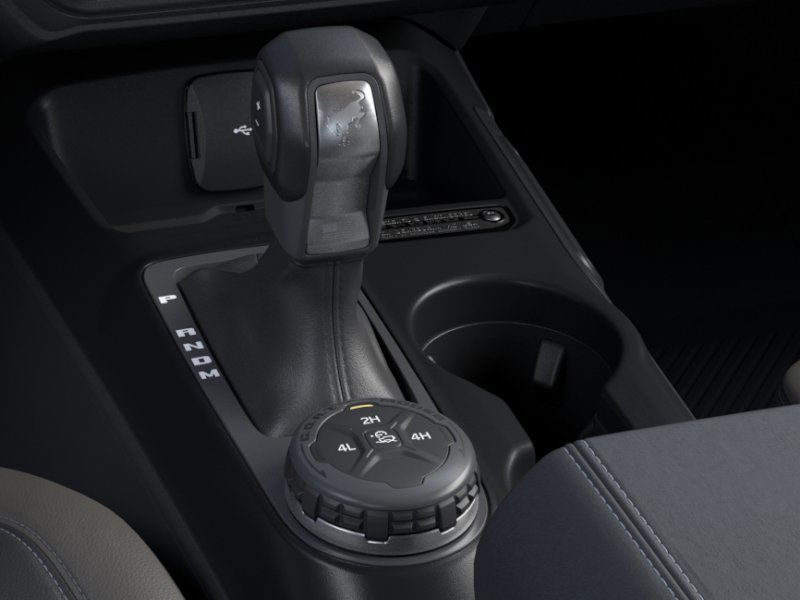 2025 Ford Bronco Outer Banks photo 17