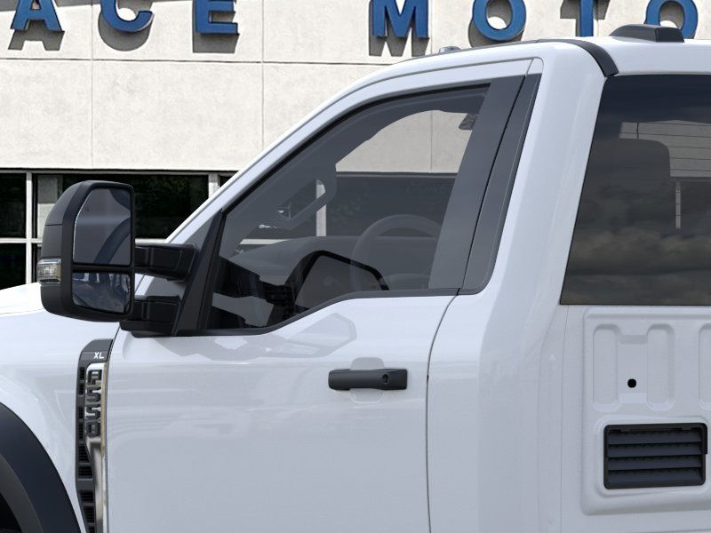 2026 Ford F-550 XL photo 18