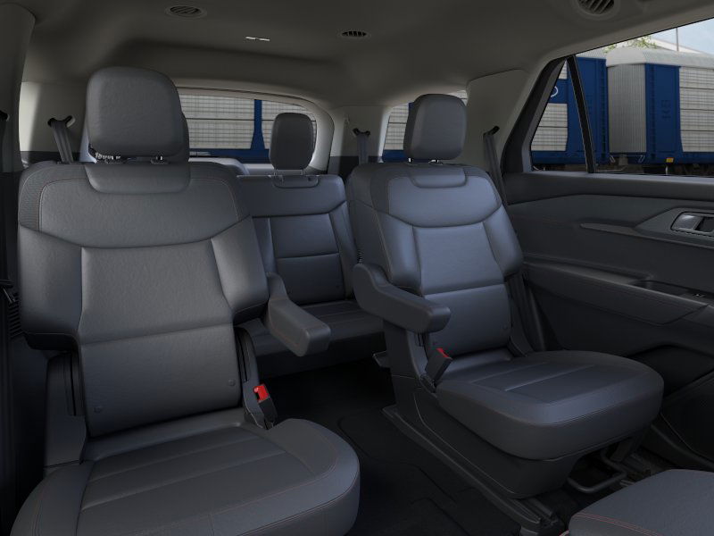 2025 Ford Explorer photo 10