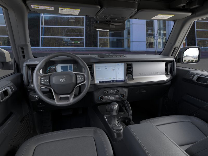 2025 Ford Bronco Outer Banks photo 9