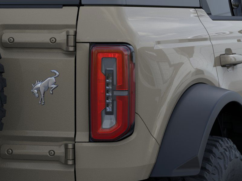 2025 Ford Bronco Outer Banks photo 20