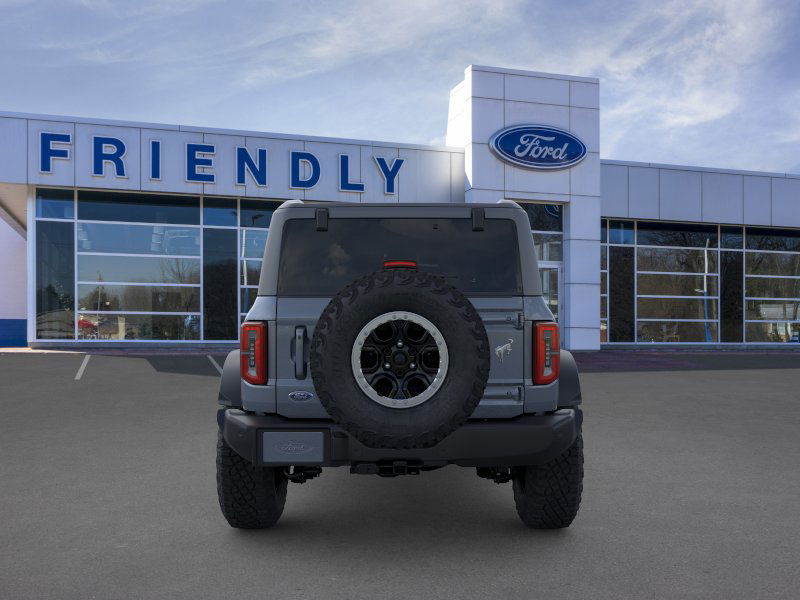 2025 Ford Bronco Outer Banks photo 6