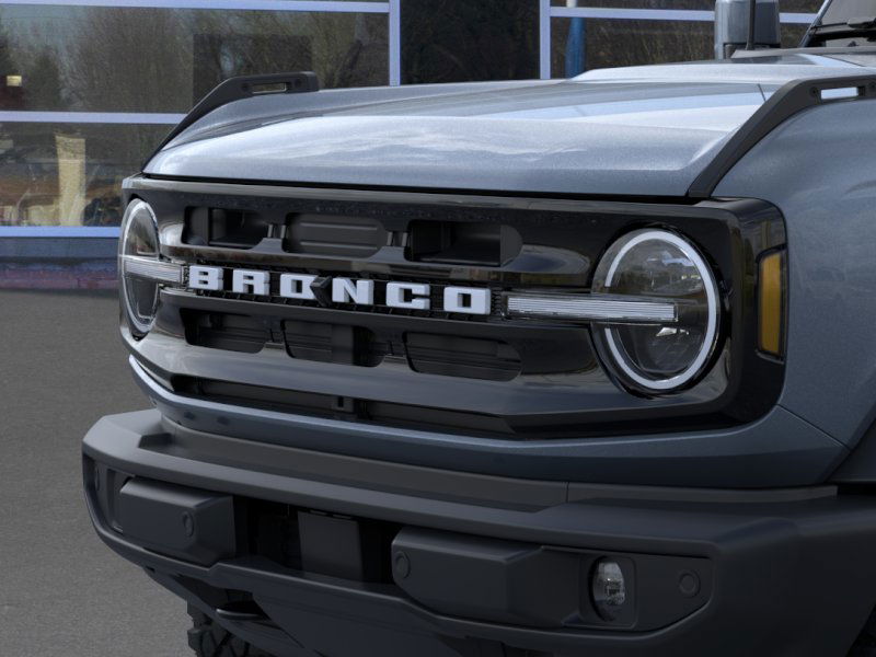 2025 Ford Bronco Outer Banks photo 18