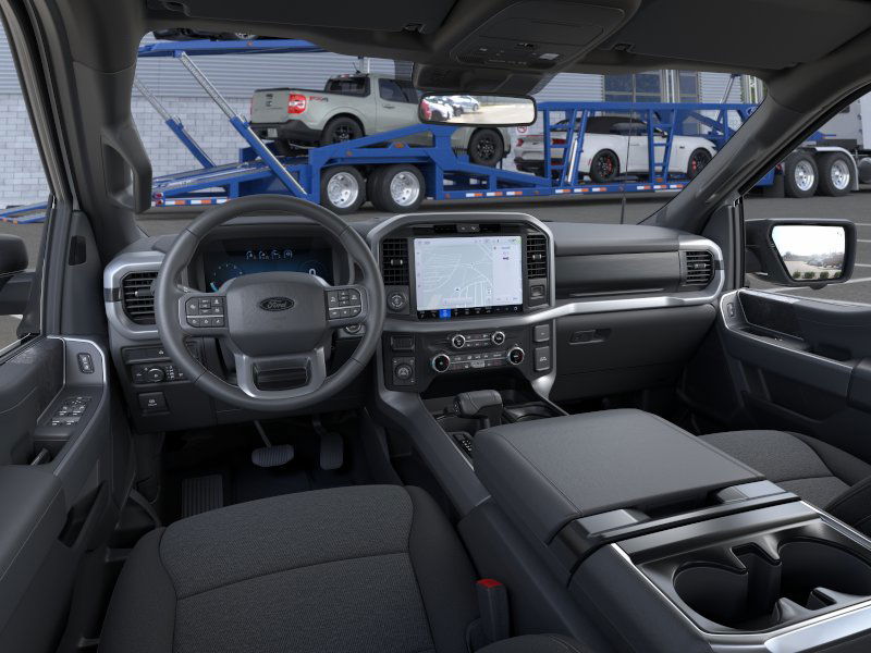 2025 Ford F-150 XLT photo 9