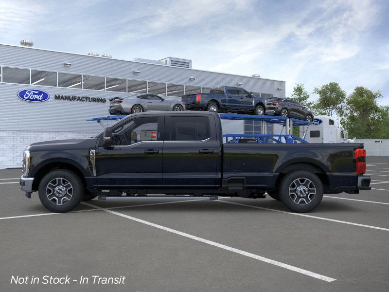 2026 Ford F-350 Lariat photo 3