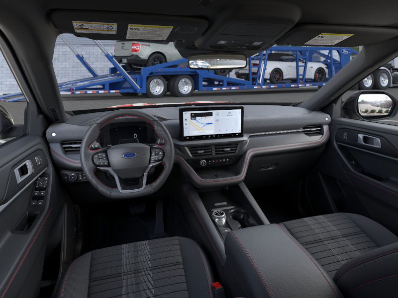 2025 Ford Explorer ST-Line photo 5
