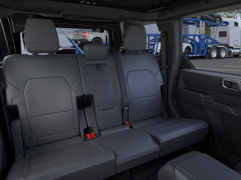 2025 Ford Bronco Outer Banks photo 10