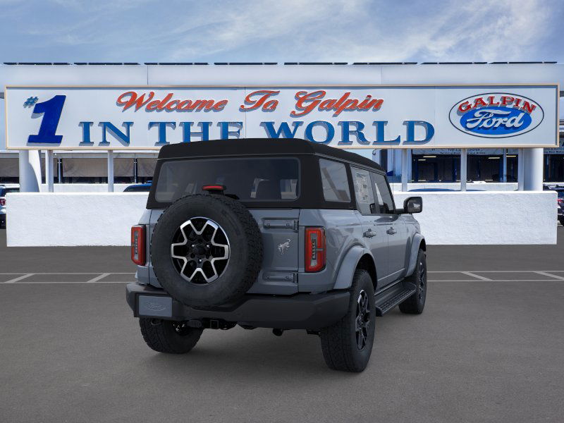 2025 Ford Bronco Outer Banks photo 11