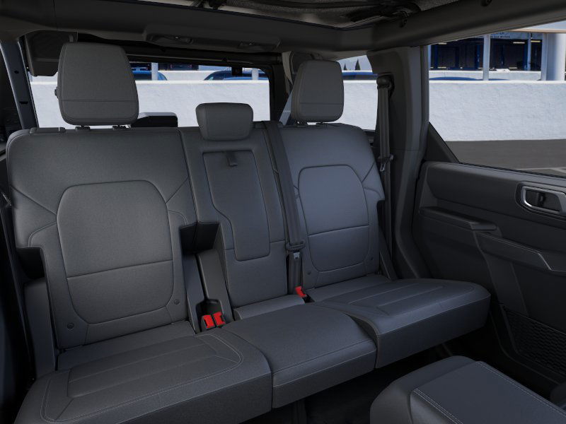 2025 Ford Bronco Outer Banks photo 13