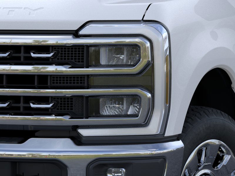 2025 Ford F-350 Lariat photo 17