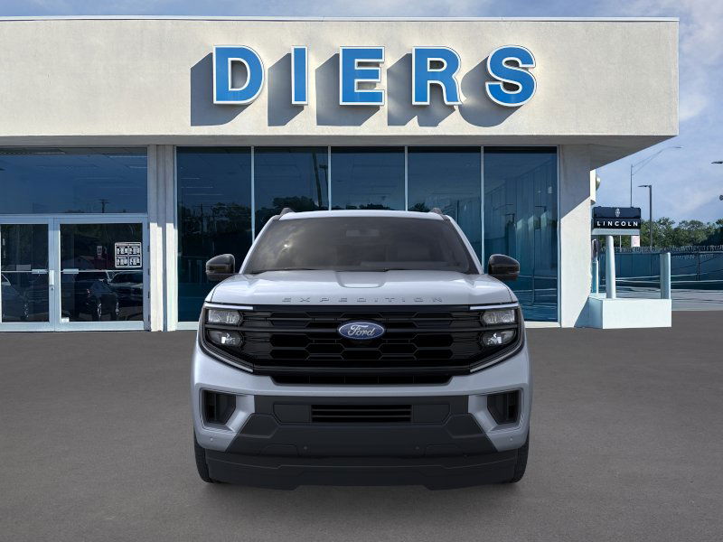 2025 Ford Expedition photo 4