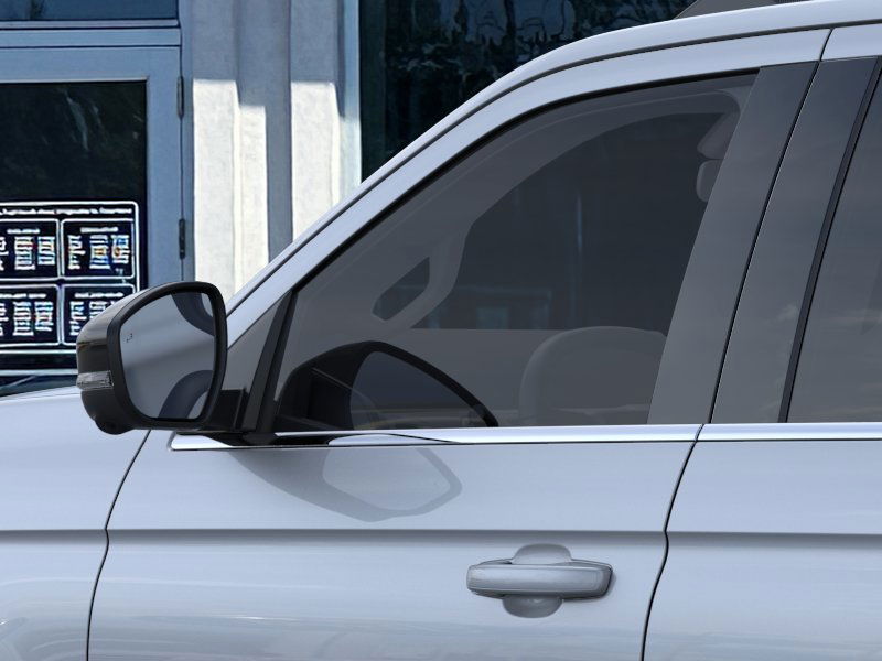 2025 Ford Expedition photo 17