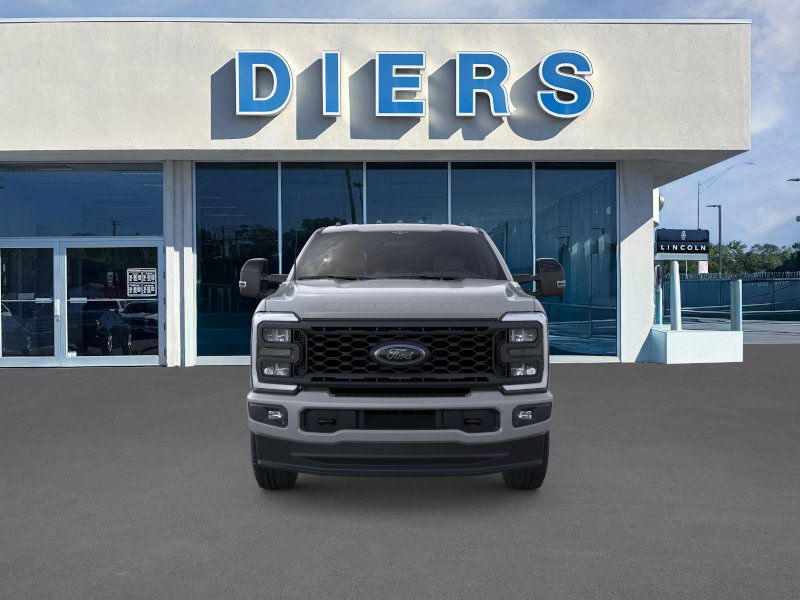 2025 Ford F-350 Lariat photo 4