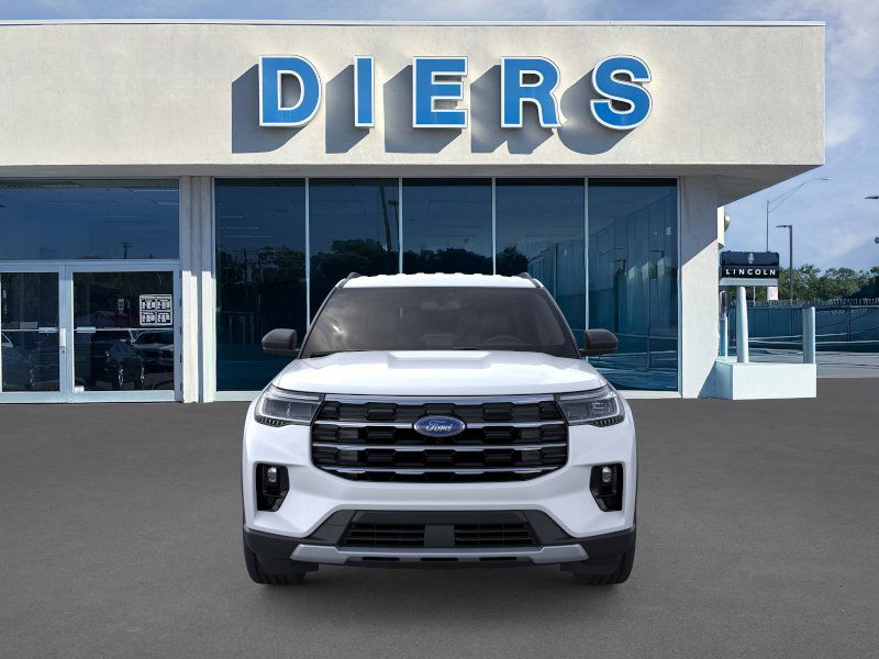 2025 Ford Explorer photo 4