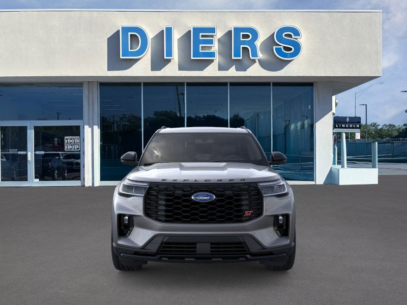 2025 Ford Explorer ST photo 2