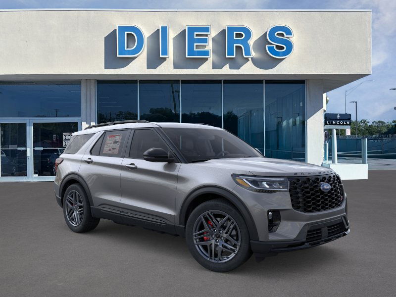 2025 Ford Explorer ST photo 3