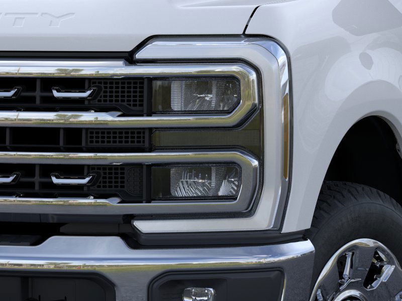 2025 Ford F-350 Lariat photo 17