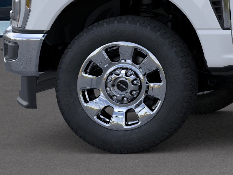 2025 Ford F-350 Lariat photo 18