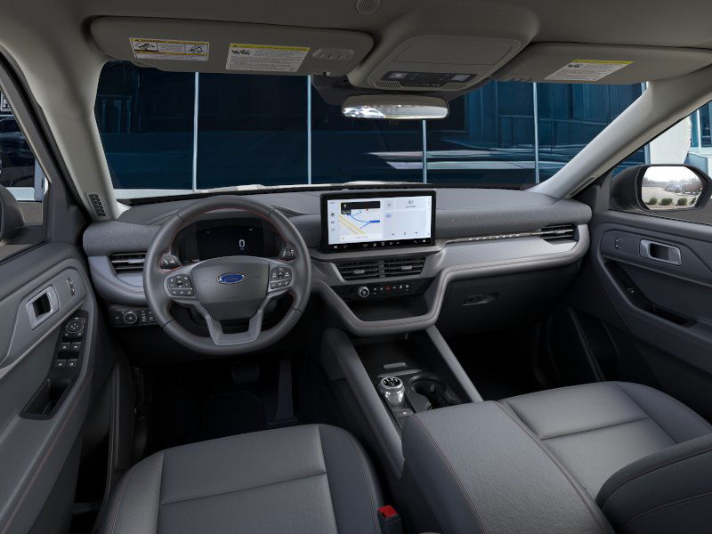 2025 Ford Explorer photo 9
