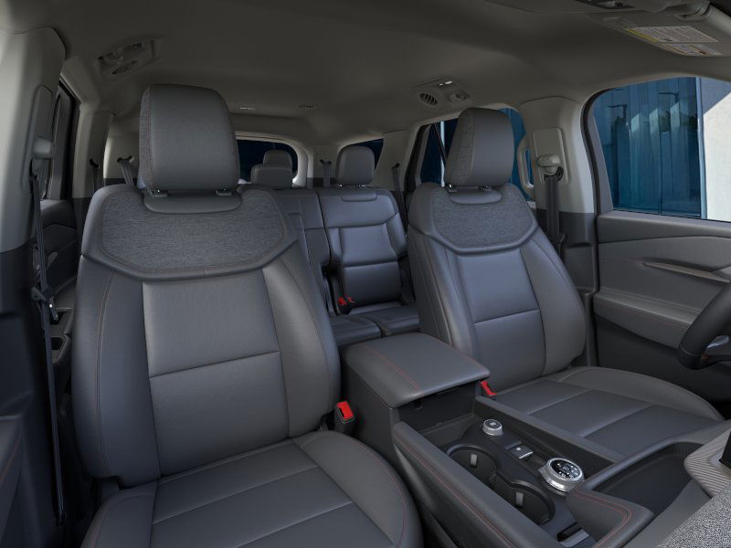 2025 Ford Explorer photo 10