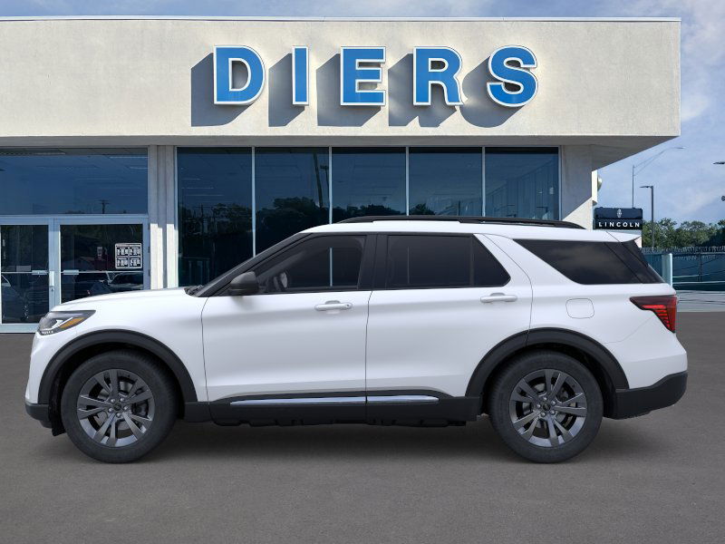 2025 Ford Explorer photo 3