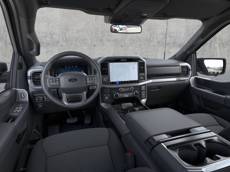 2025 Ford F-150 XLT photo 9