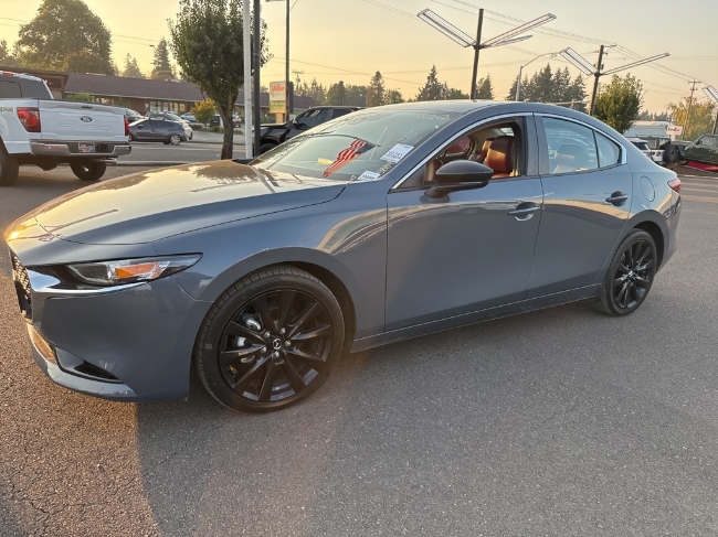 2023 Mazda Mazda3 2.5 S Carbon Edition
