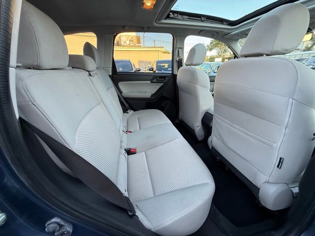 2014 Subaru Forester 2.5i Premium photo 20