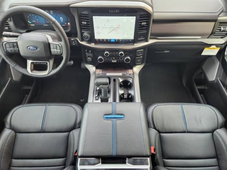 2025 Ford F-150 Platinum - Photo 21
