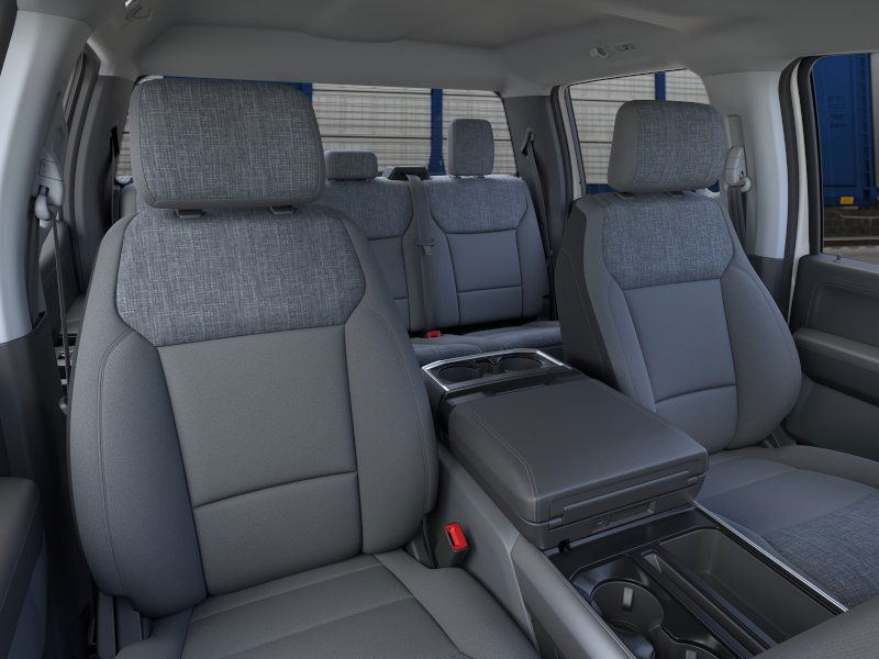 2025 Ford F-150 XLT photo 8