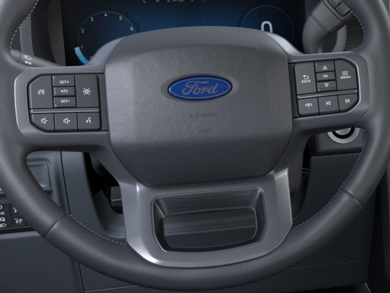 2025 Ford F-150 XLT photo 9