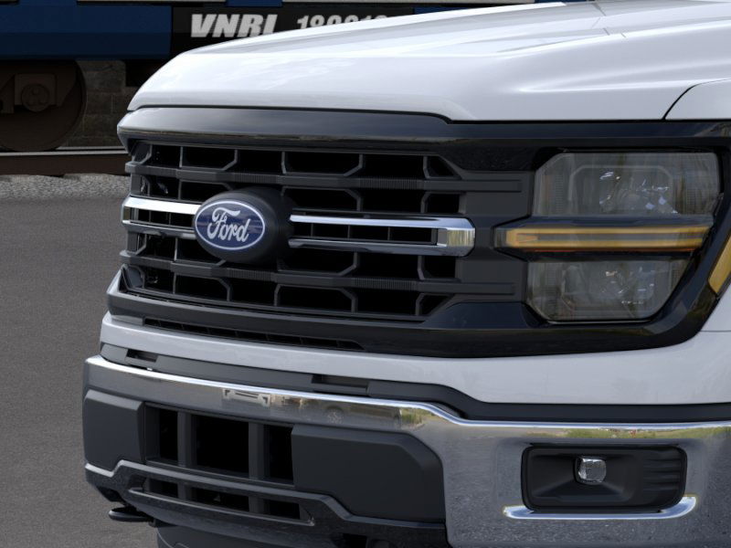 2025 Ford F-150 XLT photo 14