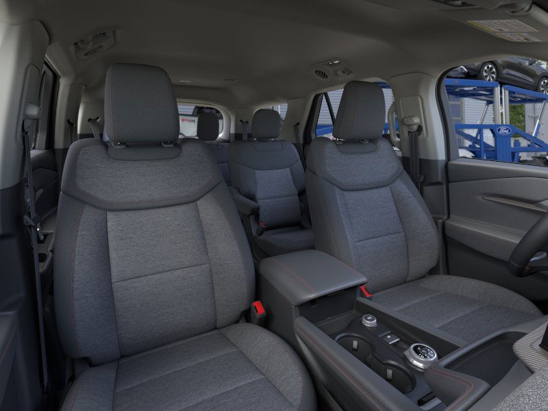 2025 Ford Explorer photo 6