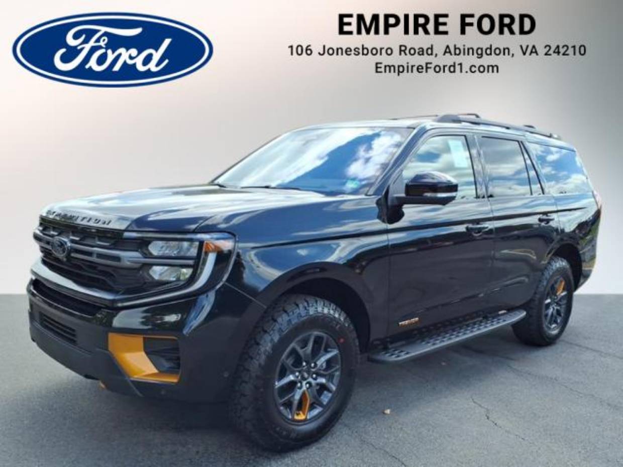 2025 Ford Expedition Tremor's photo
