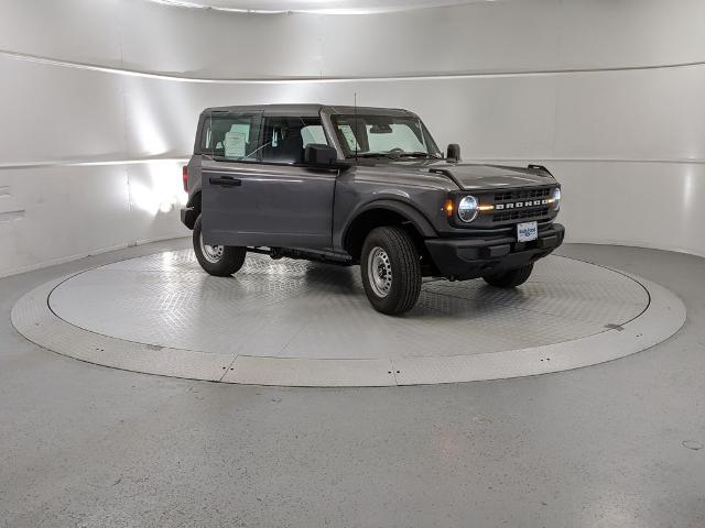 2025 Ford Bronco Base photo 7
